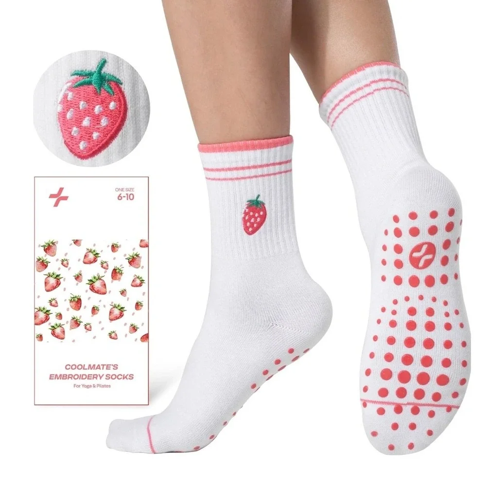 Coolmate Strawberry Embroidered Yoga Pilates Grip Socks White Pink OS 6-10